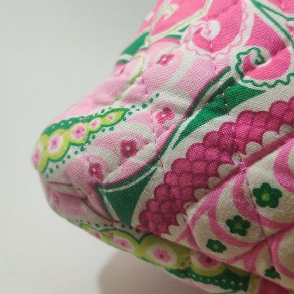 Vera Bradley | Bags | Vera Bradley Pink And Green Floral  Vera Bradley Green and Pink‎ Quilted Floral Shoulder Bag